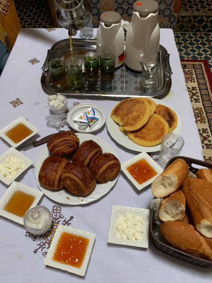 Dar Najia Bed and Breakfast Fès Exteriör bild